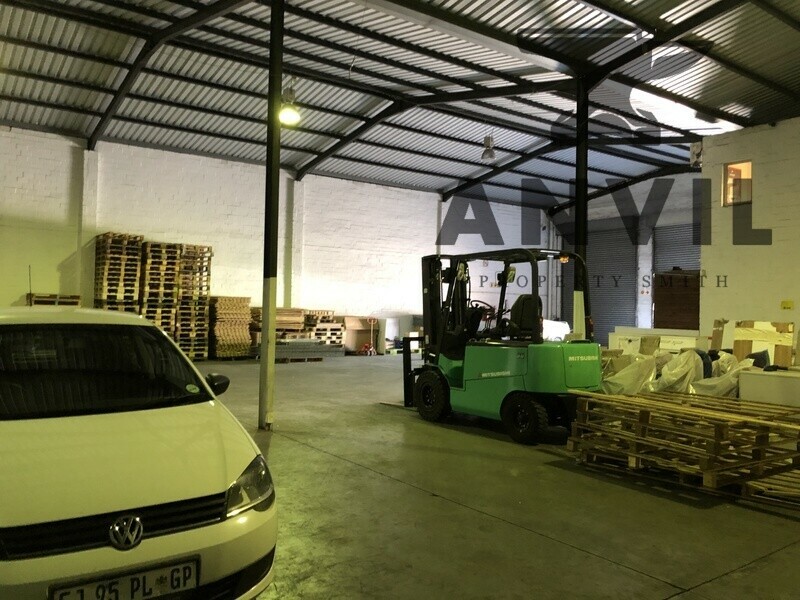 72 Manhattan Street, Airport Industrial  - unit 1 property image 2