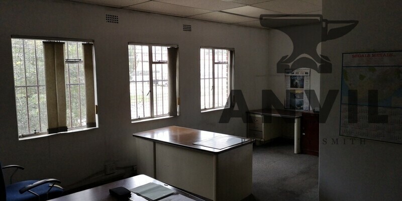 Corner Robbertson street and Knights Road, Knights, Germiston - Corner Robbertson street and Knights Road, Knights, Germiston property image 14