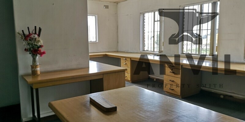 Corner Robbertson street and Knights Road, Knights, Germiston - Corner Robbertson street and Knights Road, Knights, Germiston property image 15