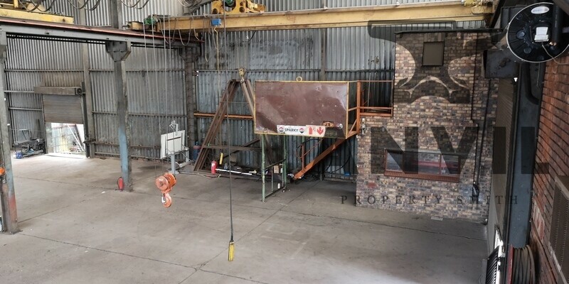 Corner Robbertson street and Knights Road, Knights, Germiston - Corner Robbertson street and Knights Road, Knights, Germiston property image 19