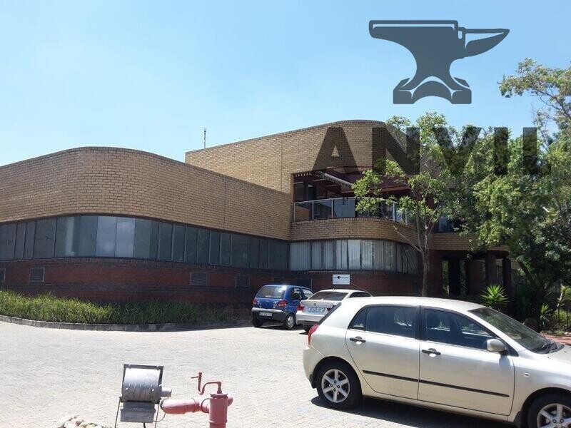 17 Silverstone Crescent, Kyalami - Retail Space/Warehouse/School property image 2