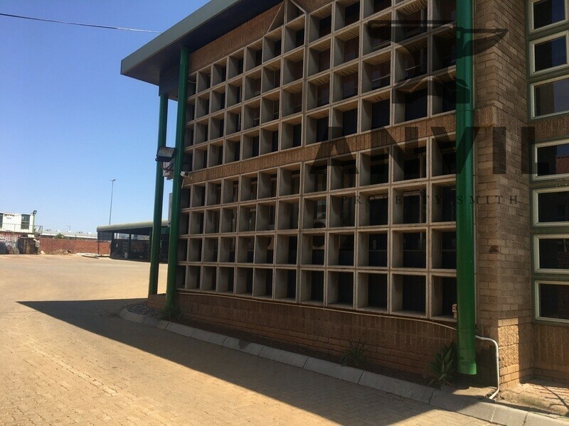 256 Vonkprop Street, SamcorPark - Unit For Sale property image 9