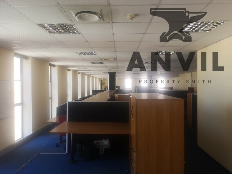 West Tower Building - 12th Floor - 856 m2 property image 1