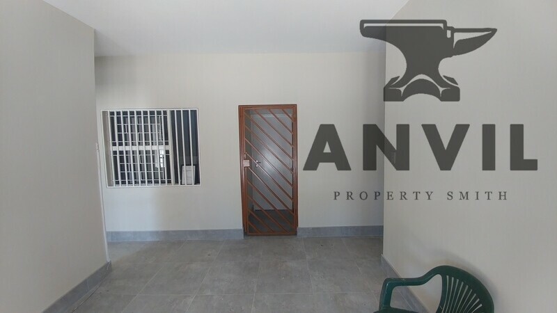 9 Cartwright Street, Stormill - Warehouse to let property image 2