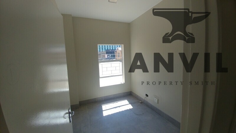 9 Cartwright Street, Stormill - Warehouse to let property image 11