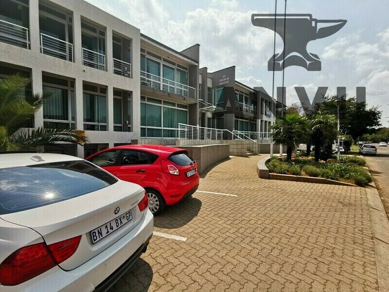 911 Lakeview Crest - Unit 2  property image 12