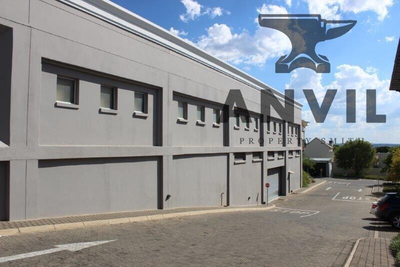 Bryanston Boulevard Shopping Complex, Sandton - Freestanding Showroom property image 30