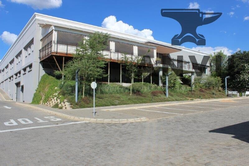 Bryanston Boulevard Shopping Complex, Sandton - Freestanding Showroom property image 33