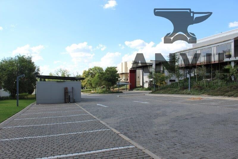 Bryanston Boulevard Shopping Complex, Sandton - Freestanding Showroom property image 36