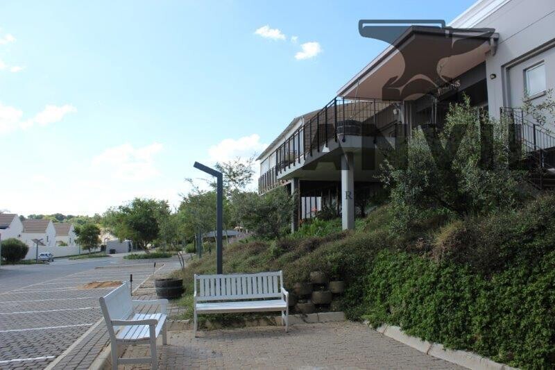 Bryanston Boulevard Shopping Complex, Sandton - Freestanding Showroom property image 37