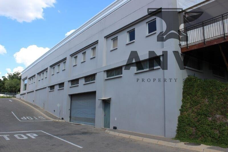 Bryanston Boulevard Shopping Complex, Sandton - Freestanding Showroom property image 45