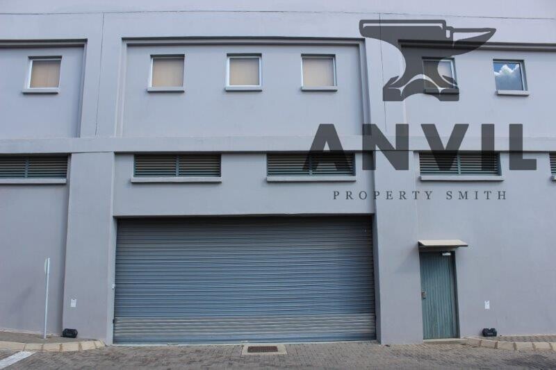 Bryanston Boulevard Shopping Complex, Sandton - Freestanding Showroom property image 46