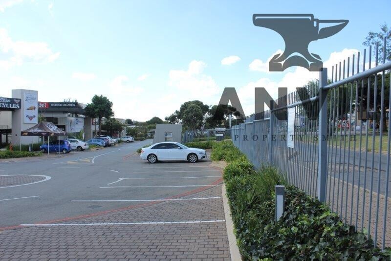 Bryanston Boulevard Shopping Complex, Sandton - Freestanding Showroom property image 54
