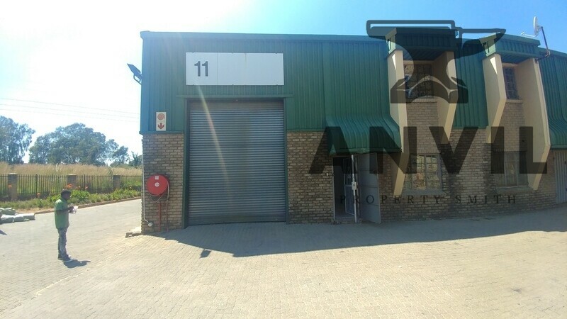 Enco Park, Crown Mines, Johannesburg - Unit 11 Warehouse property image 3