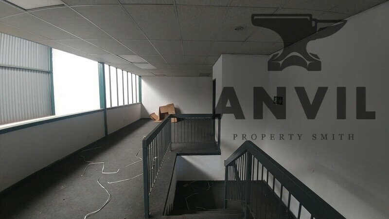 Enco Park, Crown Mines, Johannesburg - Unit 11 Warehouse property image 6