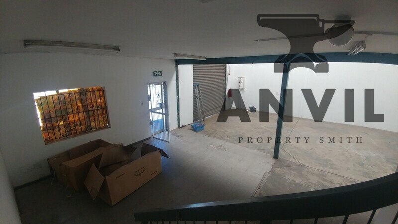 Enco Park, Crown Mines, Johannesburg - Unit 11 Warehouse property image 7