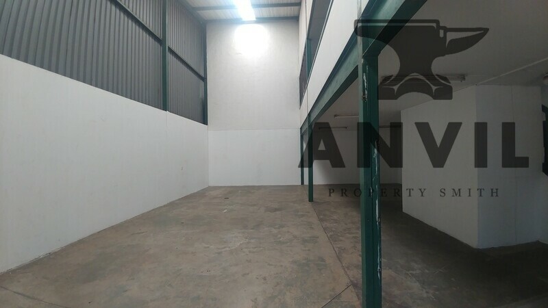 Enco Park, Crown Mines, Johannesburg - Unit 11 Warehouse property image 11