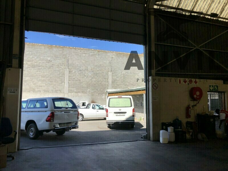 35 Mobile Rd, Boquinar Industrial Area, Cape Town - Freestanding warehouse  property image 8
