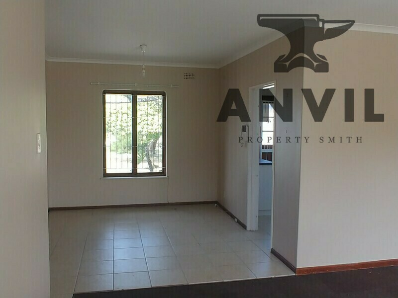 45 Erica Road Table View - Unit 1 Erica Road Table View property image 2