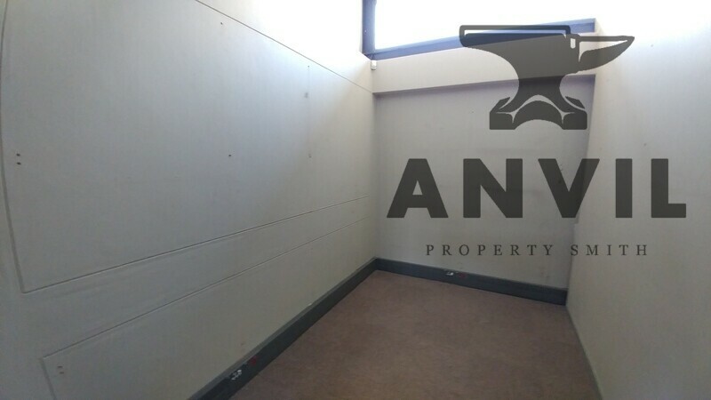 Queens Office Park - FF West Facing property image 4