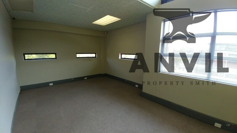 Queens Office Park - FF West Facing property image 10