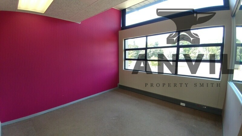 Queens Office Park - FF West Facing property image 13