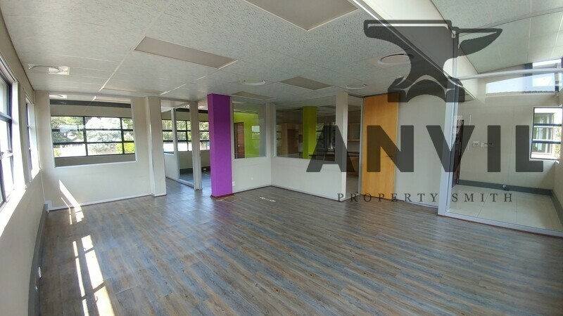 Queens Office Park - FF West Facing property image 19