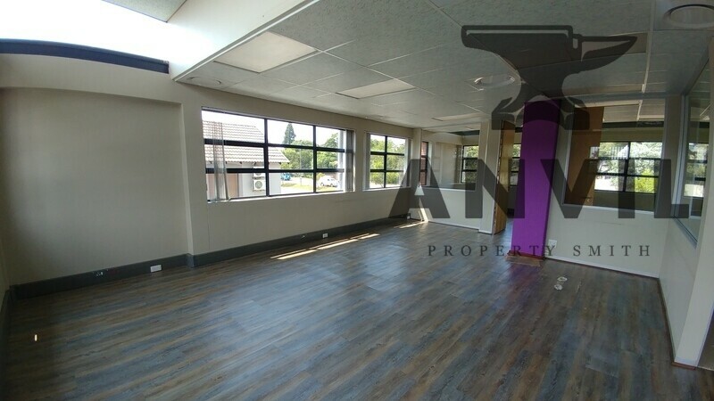 Queens Office Park - FF West Facing property image 20