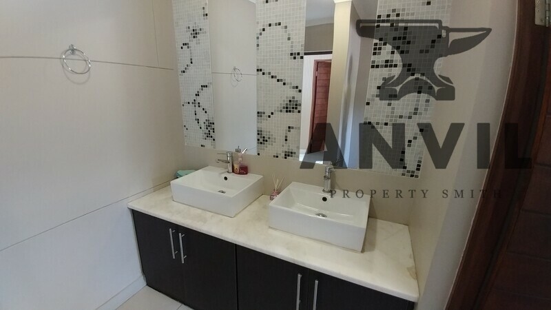 Queens Office Park - FF West Facing property image 27