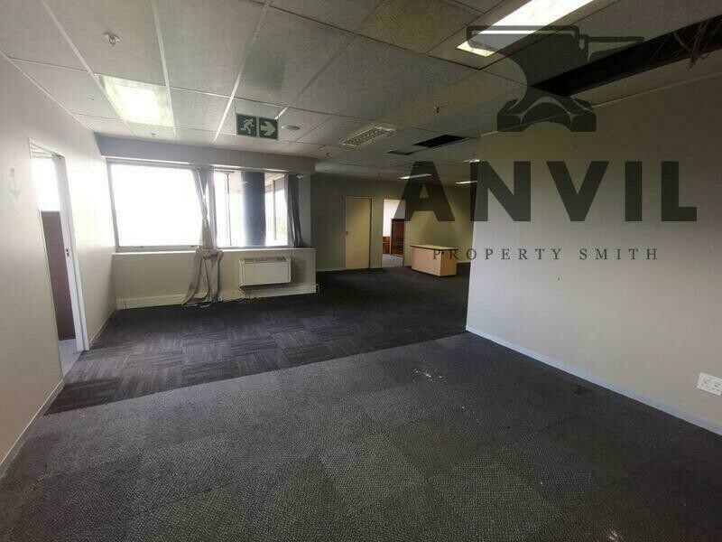 Egoli East(Liberty Gardens), Bruma - 3rd Floor property image 8