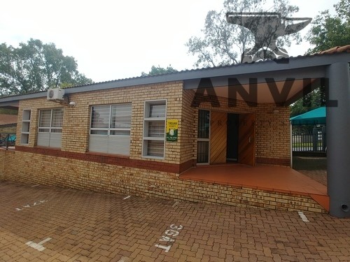 ERF 889, 64 Hill Street, Ferndale, Randburg - Unit 6 property image 3 ERF 889, 64 Hill Street, Ferndale, Randburg - Unit 6 property image 3