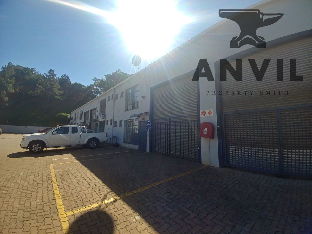 Light industrial warehouse space to rent in Red Hill Durban North