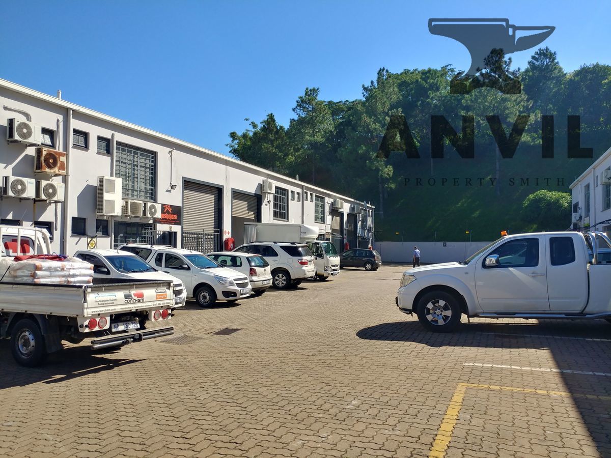 Light industrial warehouse space to rent in Red Hill Durban North