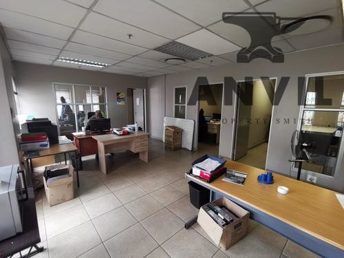 6 Chloor Road - Massive Warehouse property image 2