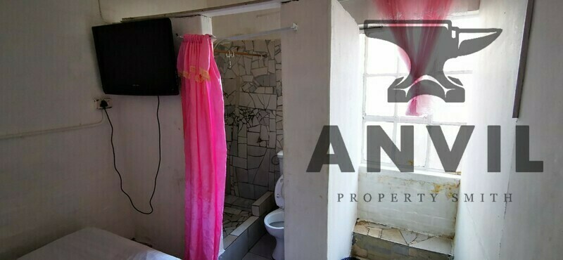 168 Voortrekker Rd, Goodwood Estate, Cape Town - 168 Voortrekker Rd, Goodwood Central property image 4