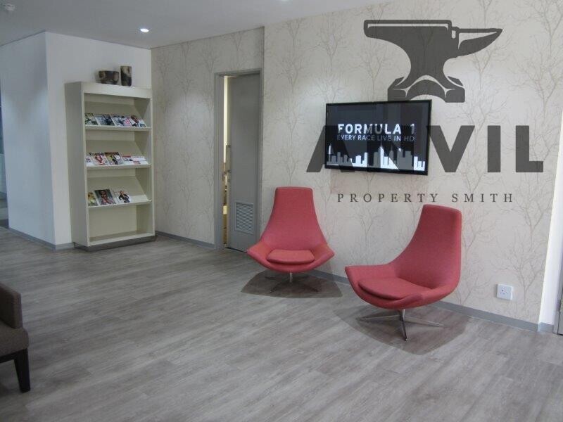 Regus Spaces, Atrium on 5th property image 6