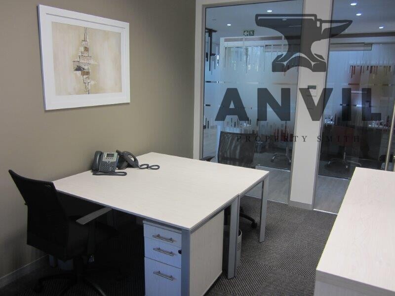 Regus Spaces, Atrium on 5th property image 9