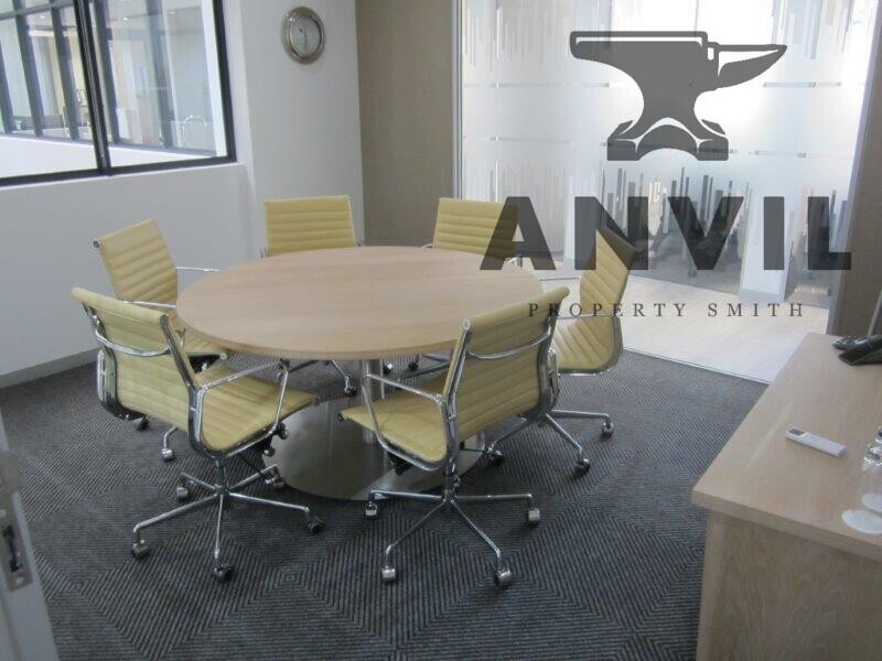 Regus Spaces, Atrium on 5th property image 14