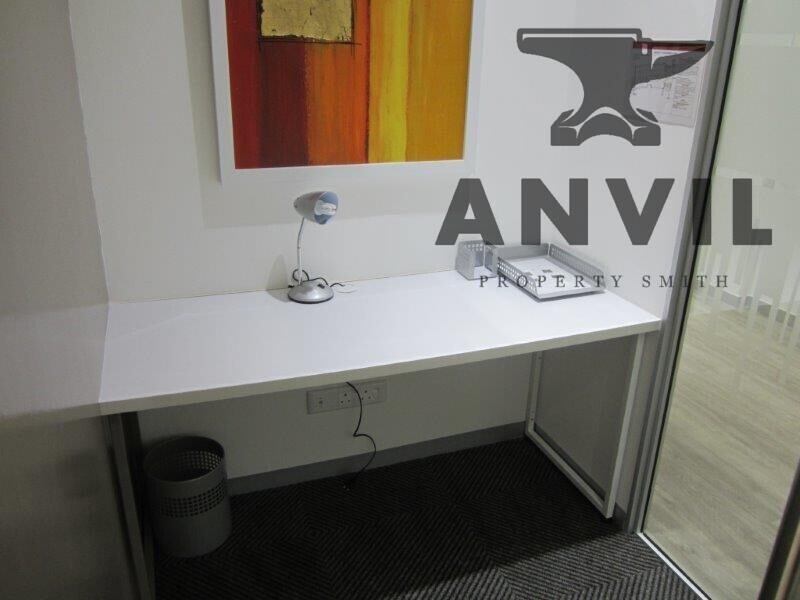 Regus Spaces, Atrium on 5th property image 18