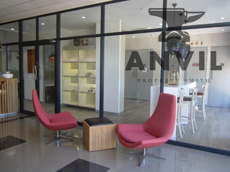 Regus Spaces, Atrium on 5th property image 19