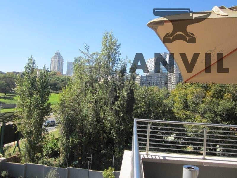 Regus Spaces, Atrium on 5th property image 21