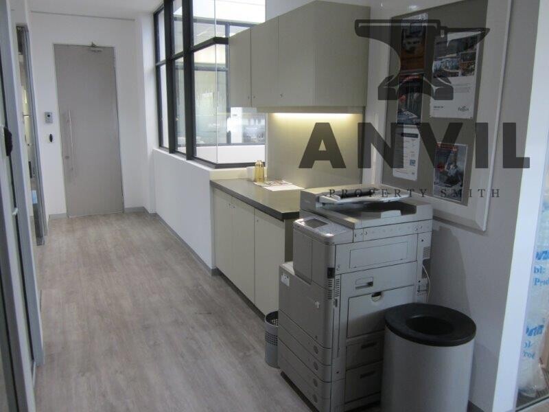 Regus Spaces, Atrium on 5th property image 25