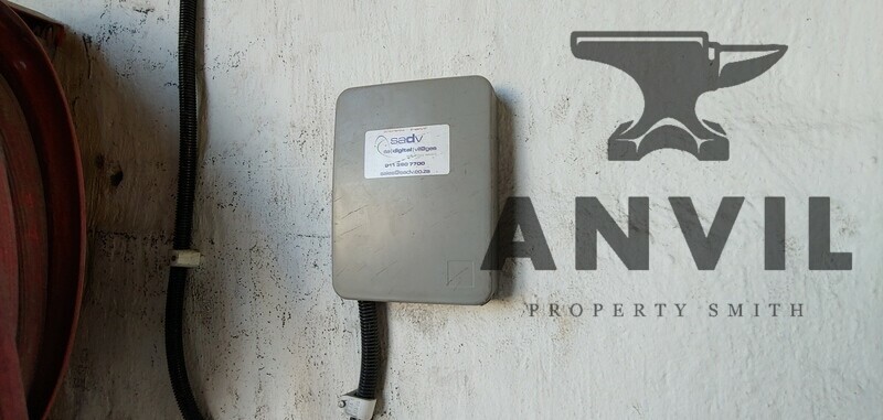 Denver Industrial Park, 256 Main Reef Road, Denver, Johannesburg - Unit 30 - 400sqm property image 9