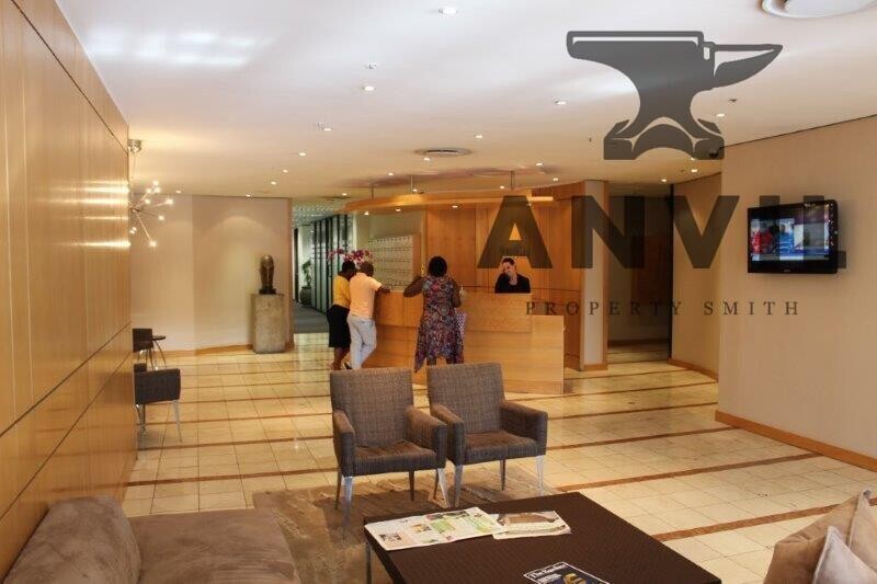 Regus Nelson Mandela Square, Sandton - 1 Person Office  property image 3