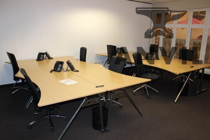 Regus Nelson Mandela Square, Sandton - 1 Person Office  property image 23