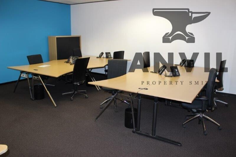 Regus Nelson Mandela Square, Sandton - 1 Person Office  property image 25