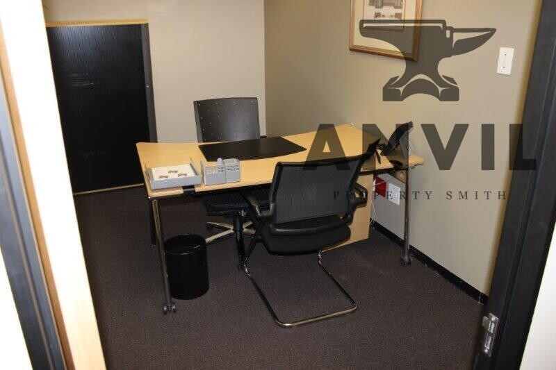 Regus Nelson Mandela Square, Sandton - 1 Person Office  property image 27
