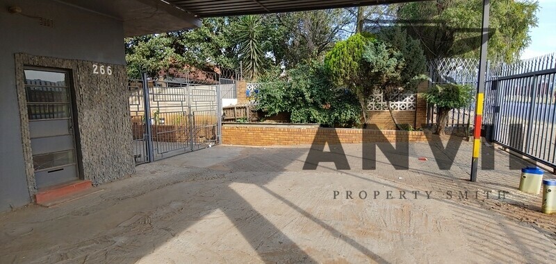266 Main Reef Road, Knights, Germiston - Entire Warehouse - 5000m2 property image 2