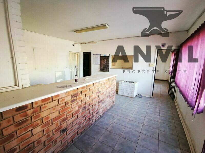 1 Dagenham  - Building property image 8