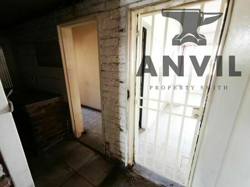 1 Dagenham  - Building property image 10